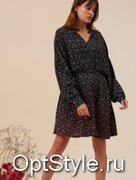 Idano (Идано платье артикул CINDY (ROBE)) - коллекция осень-зима 2021
Нажмите, чтобы посмотреть информацию о товаре