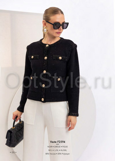 Cristina -  - 2025
,   
    