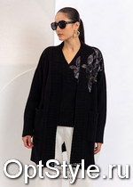 Cristina -  - 2025
,     