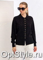 Cristina -  - 2025
,     