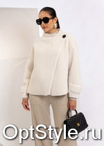 Cristina -  - 2025
,     