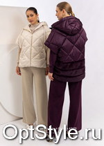 Cristina -  - 2025
,     
